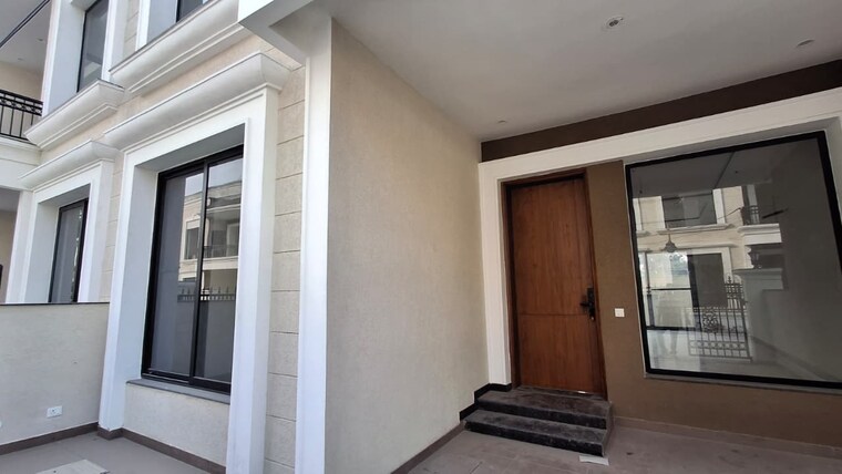 Room, vip road 3 Bedroom 1350 Sq.Ft. Villa In Vip Road Zirakpur 9370384