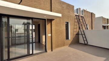 Room in 3 BHK Villa at Vip Road – for Sale