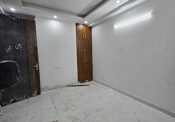 Room in 2 BHK Builder Floor at Chattarpur – for Rent