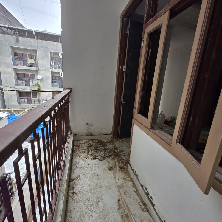 Balcony, chattarpur 2 Bedroom 1000 Sq.Ft. Builder Floor In Chattarpur Delhi 9370426