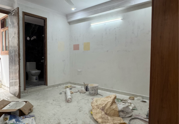 Living Room in 2 BHK Builder Floor at Chattarpur – for Rent