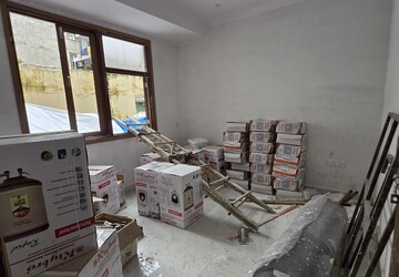 Team Area in 2 BHK Builder Floor at Chattarpur – for Rent