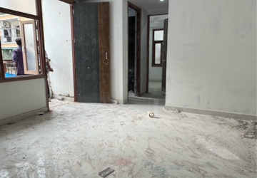 Room in 2 BHK Builder Floor at Chattarpur – for Rent