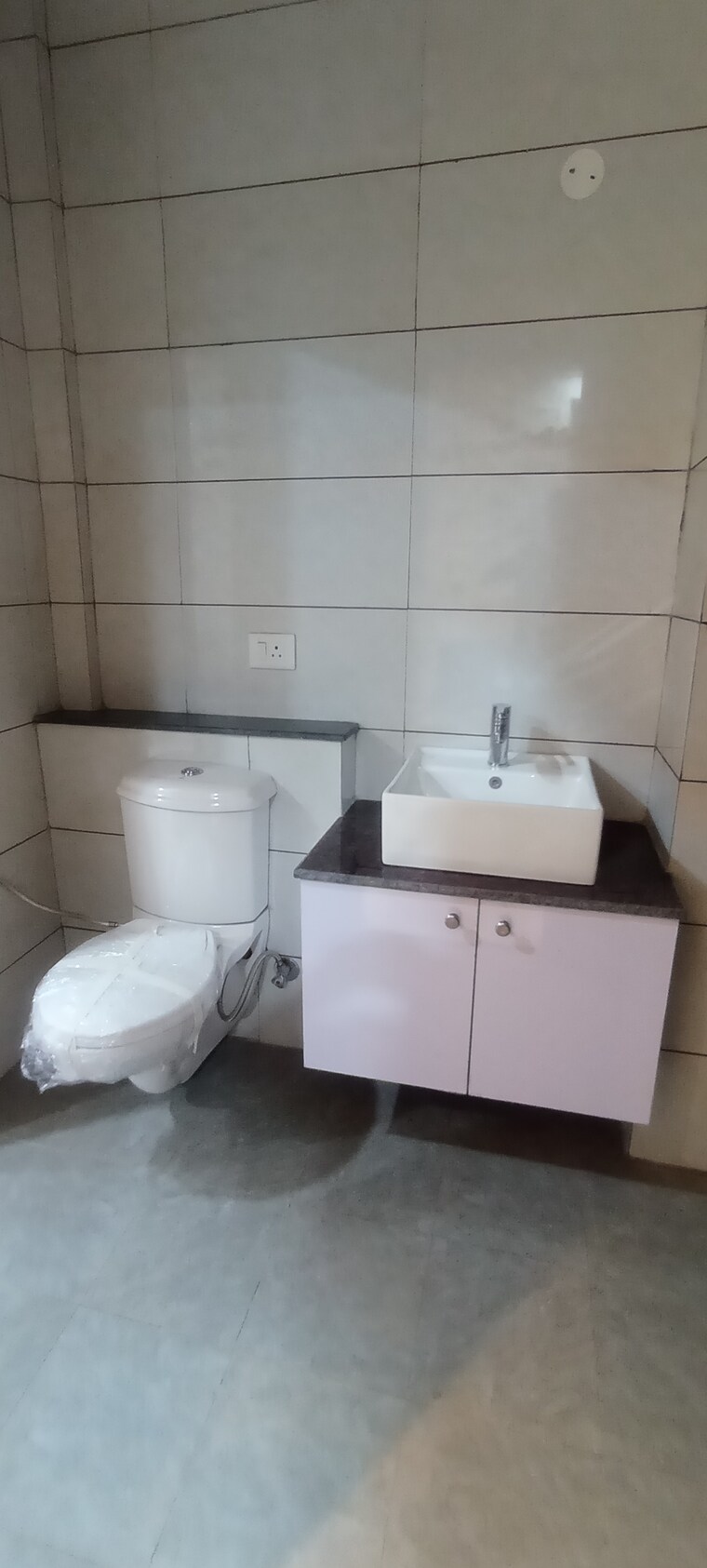 Bathroom, patiala road 2 Bedroom 1140 Sq.Ft. Apartment In Patiala Road Zirakpur 9370460
