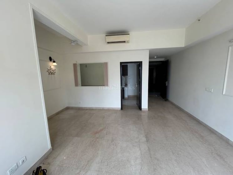 Room, paras-irene 3.5 Bedroom 1830 Sq.Ft. Apartment In Sector 70a Gurgaon 9370463