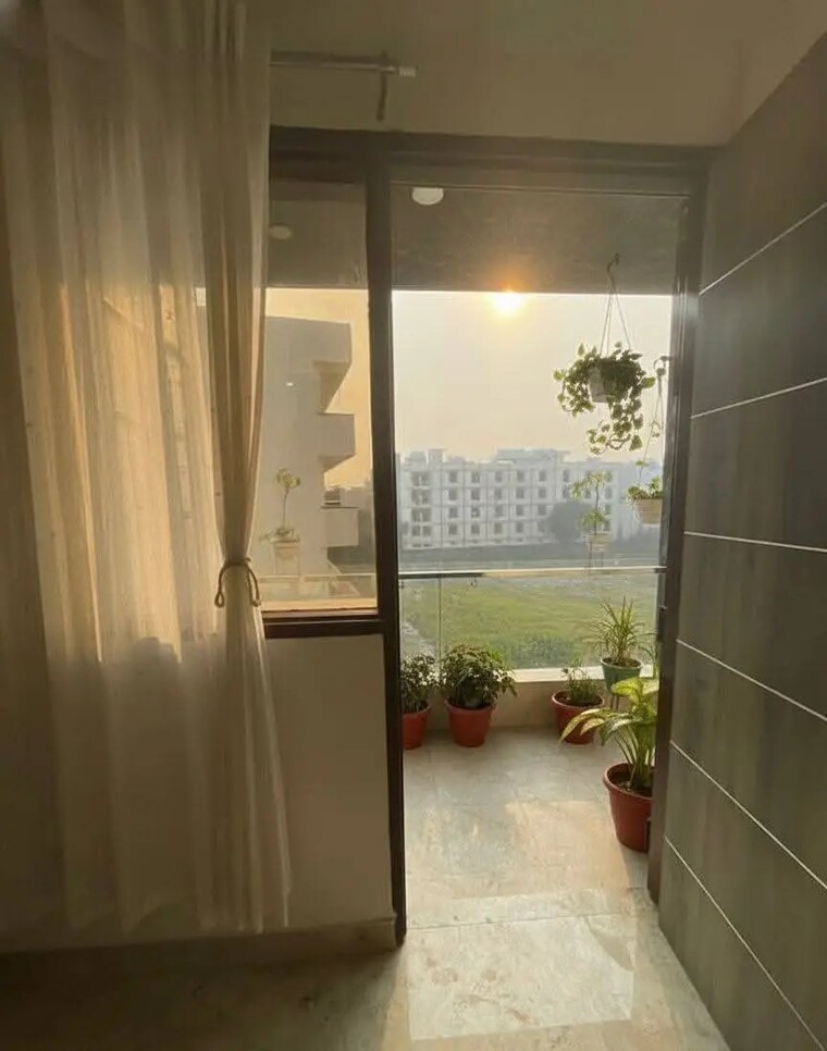 Balcony, shree-siddhivinayak-tower-nalasopara-west 1 Bedroom 550 Sq.Ft. Apartment In Nalasopara West Palghar 9370468