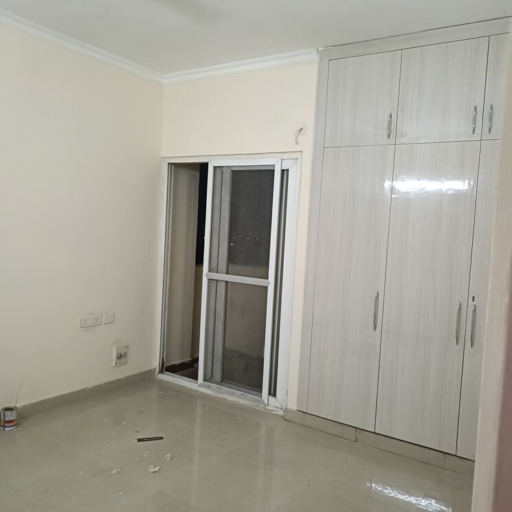 Room, upavp-ganga-yamuna-and-hindon-enclave 2.5 Bedroom 1280 Sq.Ft. Apartment In Pratap Vihar Ghaziabad 9370483