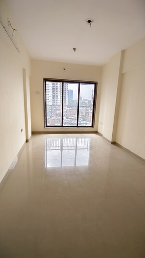 2 BHK Apartment For Rent in Bhanushanti Complex, Malad East