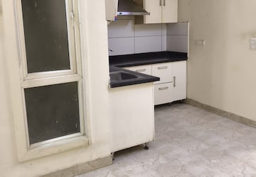 Bathroom in 2 BHK Builder Floor at Gyan Khand ii – for Rent