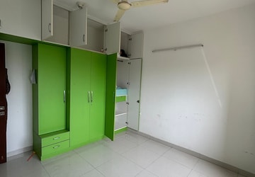 Room in 2 BHK Apartment at Salarpuria Sattva Cadenza, Kudlu Gate – for Rent