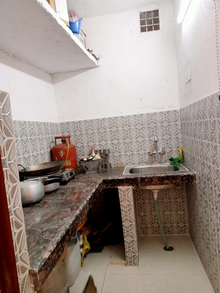 Kitchen, shakti khand 3 Bedroom 1250 Sq.Ft. Builder Floor In Shakti Khand Ghaziabad 9370514