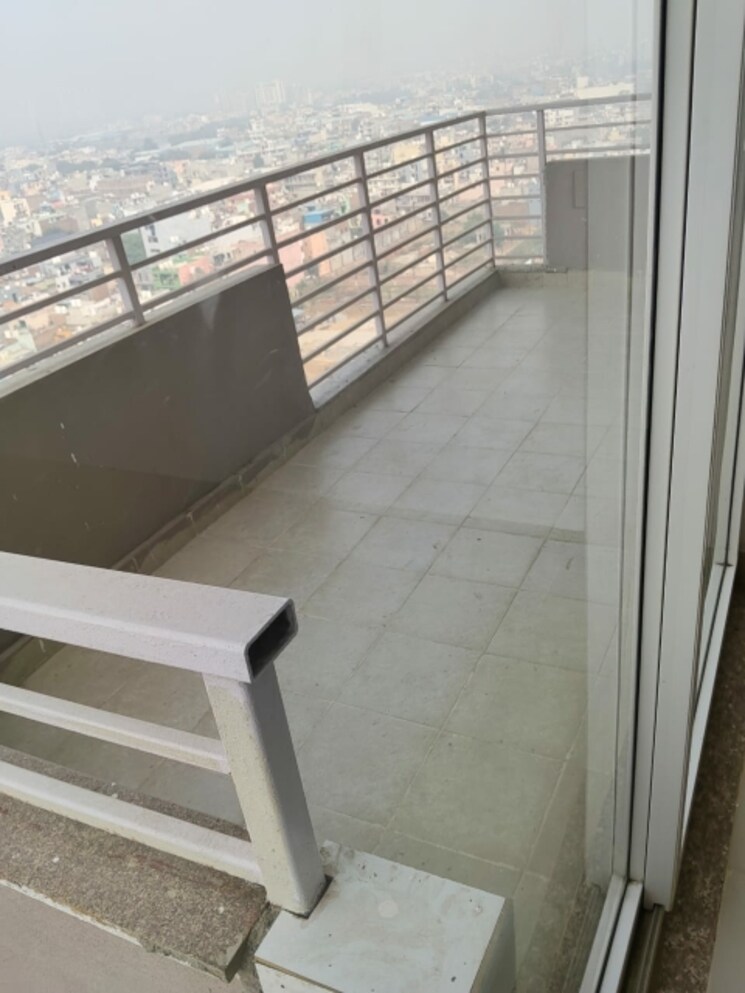 Balcony, ild-grand 3 Bedroom 1820 Sq.Ft. Apartment In Sector 37c Gurgaon 9370531