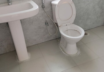 Bathroom in 3 BHK Apartment at ILD Grand, Sector 37c – for Rent