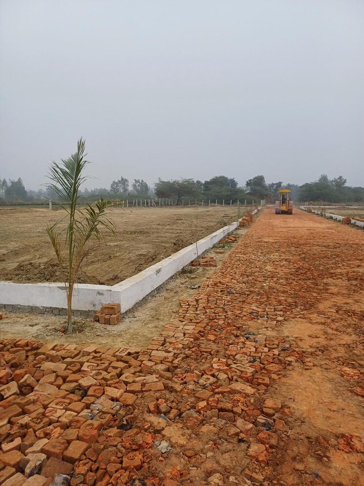 undefined, babatpur  1400 Sq.Ft. Plot In Babatpur Varanasi 9370593
