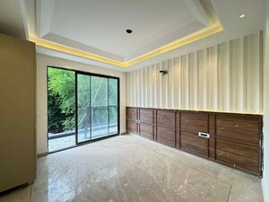 Room in 2 BHK Apartment at Nalasopara West – for Rent