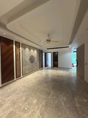 Room in 2 BHK Apartment at Nalasopara West – for Rent