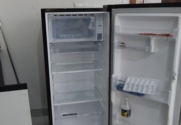 Furnished Amenities in 3 BHK Apartment at High Ground – for Rent