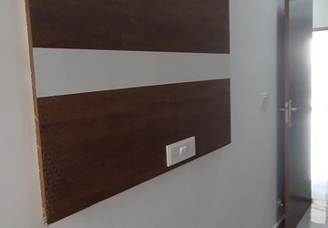 Furnished Amenities in 3 BHK Apartment at High Ground – for Rent