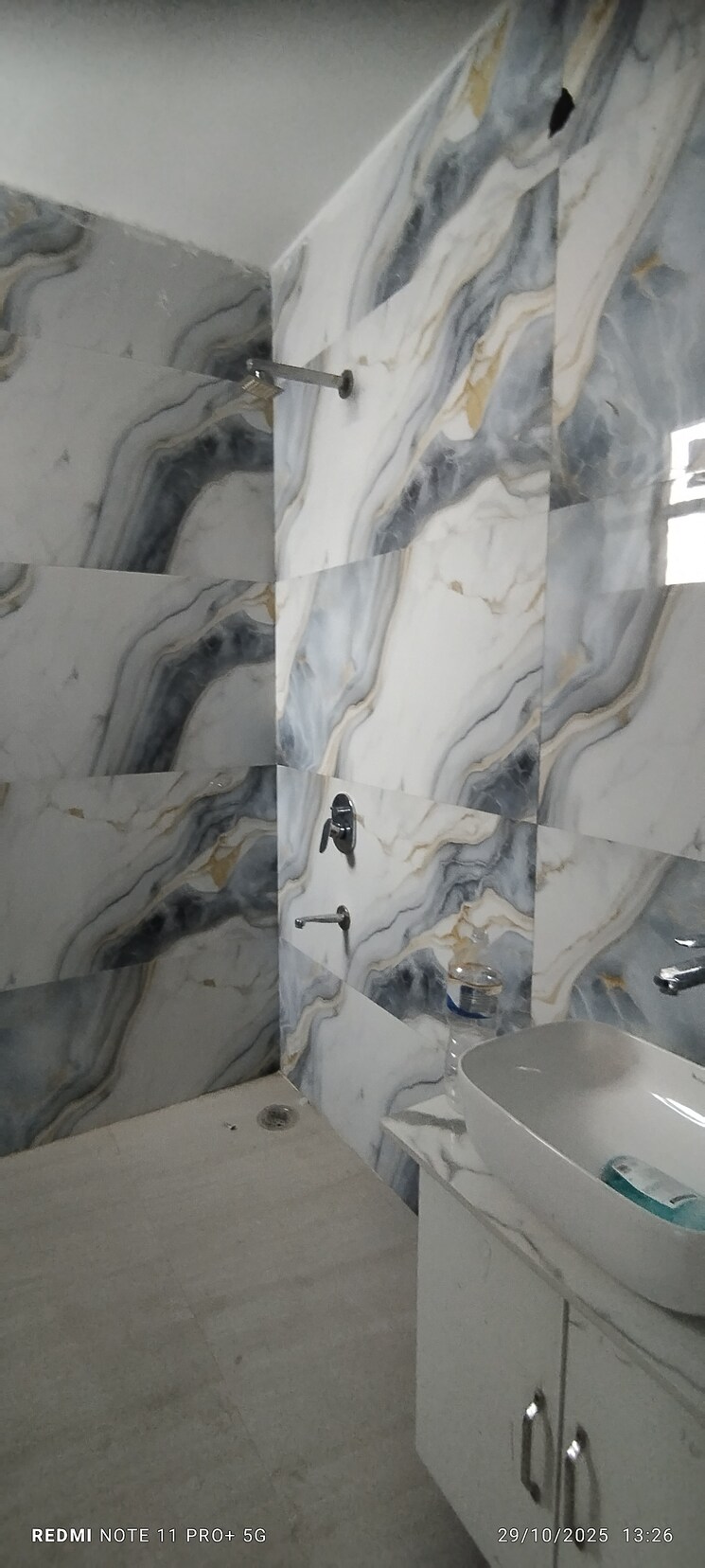 Bathroom, high ground 3 Bedroom 1940 Sq.Ft. Apartment In High Ground Zirakpur 9370638