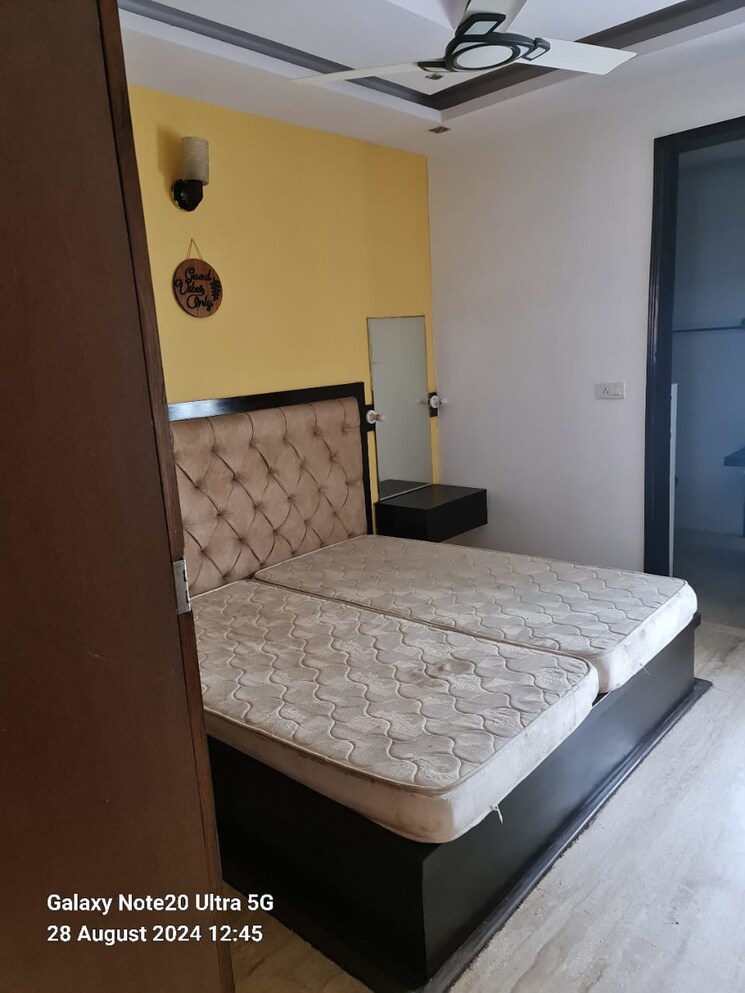 Bedroom, vikas puri 3 Bedroom 1350 Sq.Ft. Builder Floor In Vikas Puri Delhi 9370693