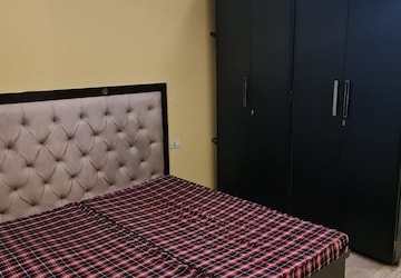 Bedroom in 3 BHK Builder Floor at Vikas Puri – for Rent