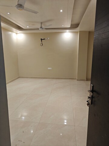 Room in 3 BHK Builder Floor at Sector 5 – for Sale