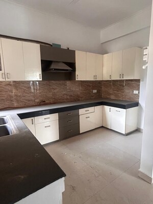 Kitchen in 3 BHK Builder Floor at Gupta Awas, Sector 43 – for Rent