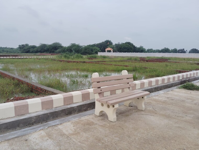 undefined, nh 2  115 Sq.Yd. Plot In Nh 2 Mathura 9371002