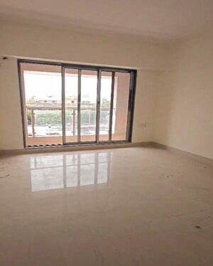 Bedroom in 3 BHK Apartment at Chembur – for Rent