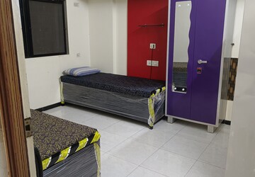 Pg For Rent in Goregaon East