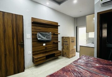 1 RK Builder Floor For Rent in Super Mart 1, Sector 27