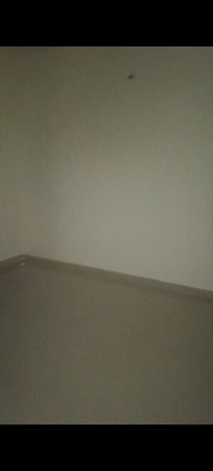 Room in 2 BHK Apartment at Worli – for Rent