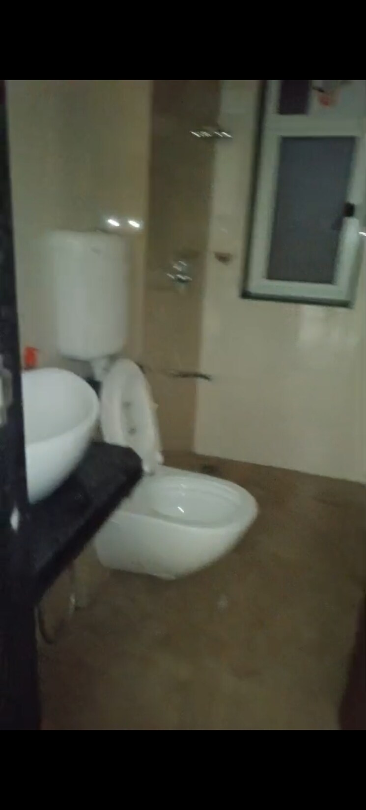 Bathroom, worli 2 Bedroom 500 Sq.Ft. Apartment In Worli Mumbai 9370817