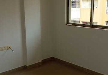 Room in 1 BHK Apartment at Lodha Casa Rio Gold, Dombivli East – for Rent