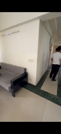 2 BHK Apartment For Sale in Amrapali Zodiac