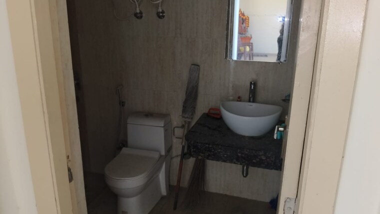Bathroom, gomti nagar 3 Bedroom 1800 Sq.Ft. Apartment In Gomti Nagar Lucknow 9370891