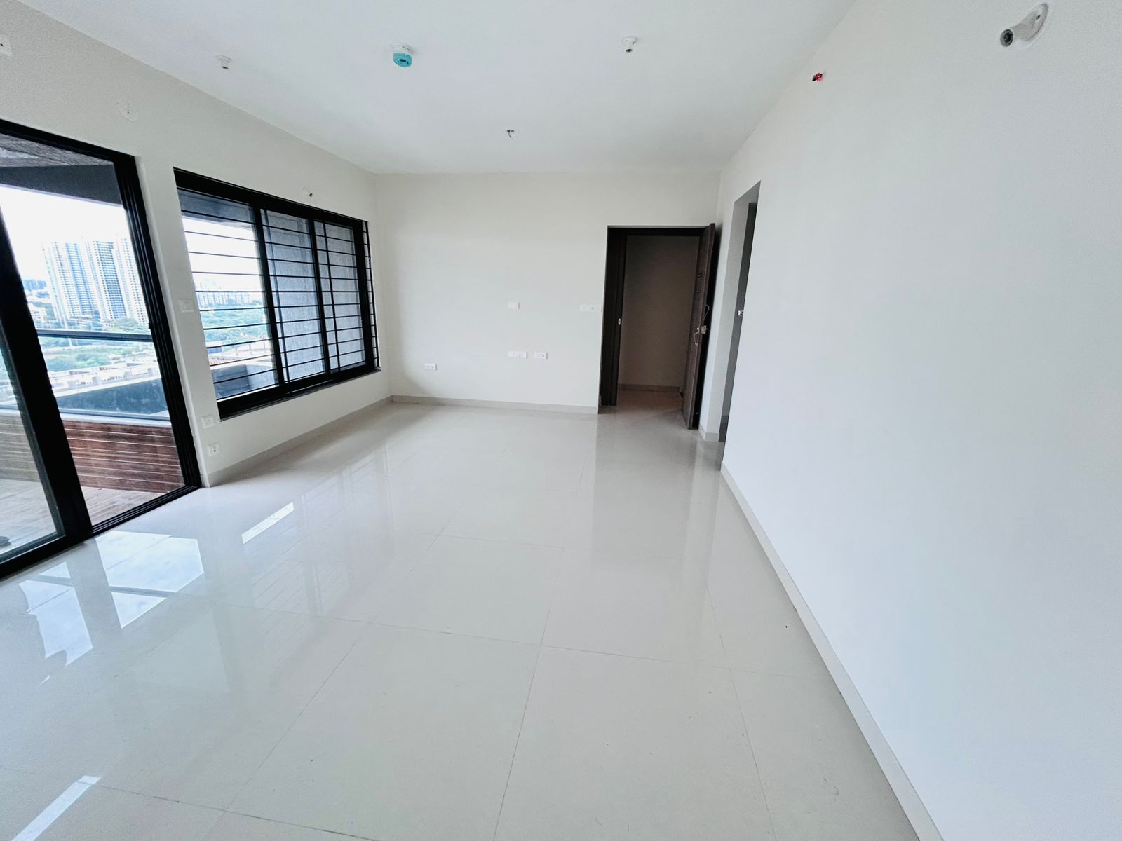 3 BHK + Extra Room Apartment For Sale in Kumar Prospera Hadapsar