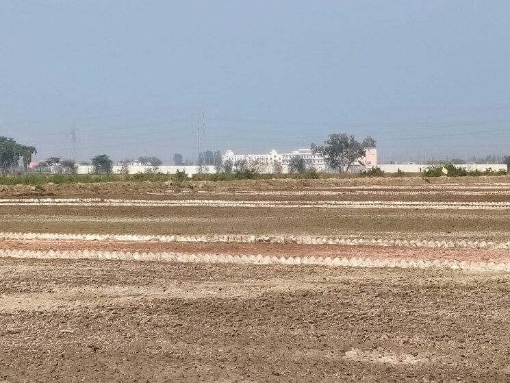 undefined, nh 2  85 Sq.Yd. Plot In Nh 2 Mathura 9370897