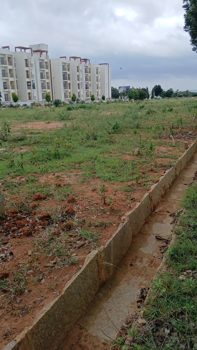 undefined, hoskote  1200 Sq.Ft. Plot In Hoskote Bangalore 9370943