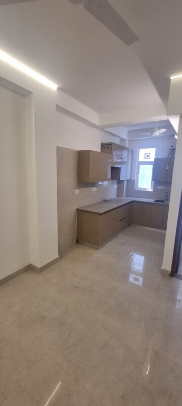 Kitchen in 2 BHK Builder Floor at Sector 55 – for Rent