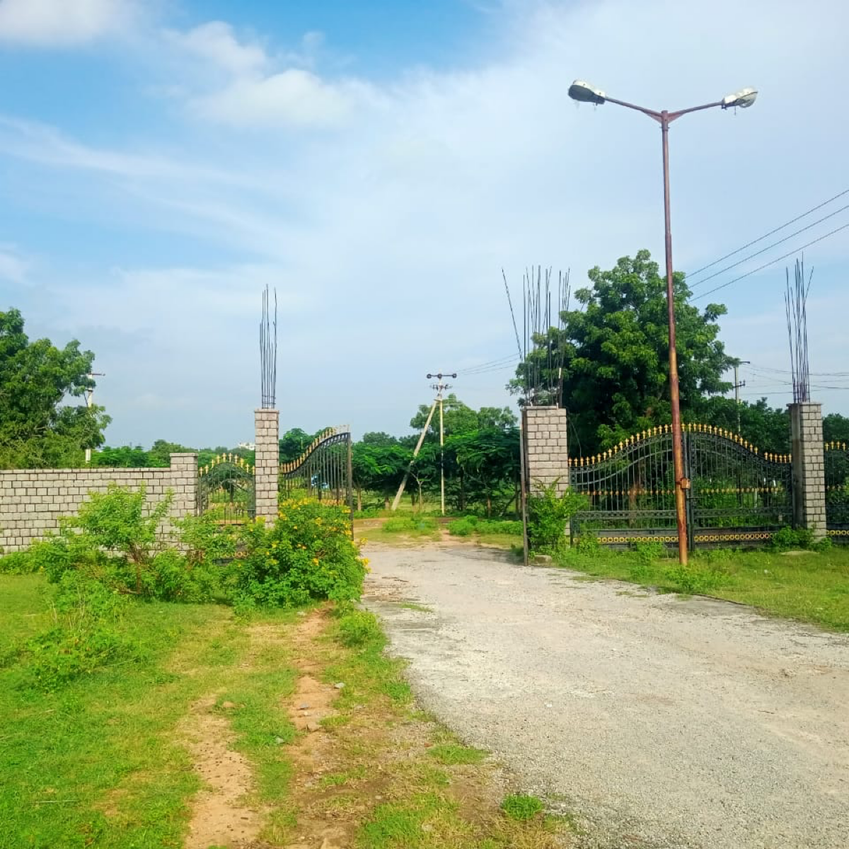 Plot For Sale in Shamirpet