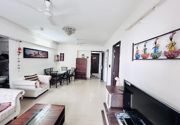 Team Area in 2 BHK Apartment at Amanora Future Towers, Hadapsar – for Rent