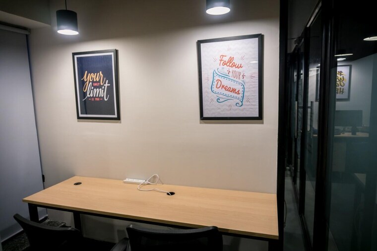 undefined, palasia square Commercial Office Space 1909 Sq.Ft. In Palasia Square Indore 9370953