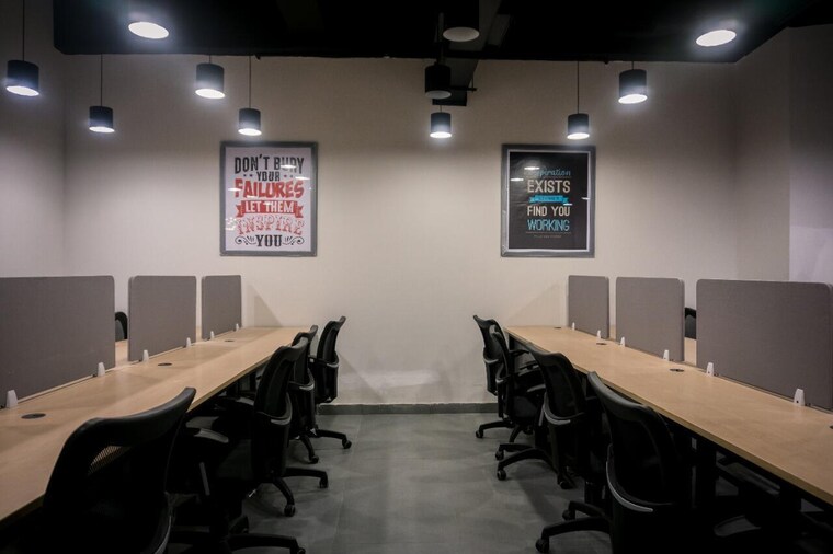 undefined, palasia square Commercial Office Space 1909 Sq.Ft. In Palasia Square Indore 9370953