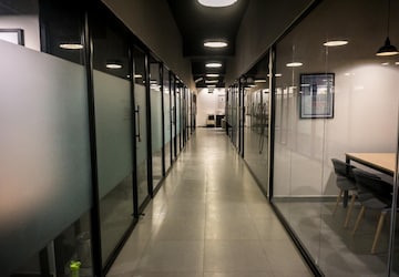 Furnished Amenities in  Office Space at Palasia Square – for Rent