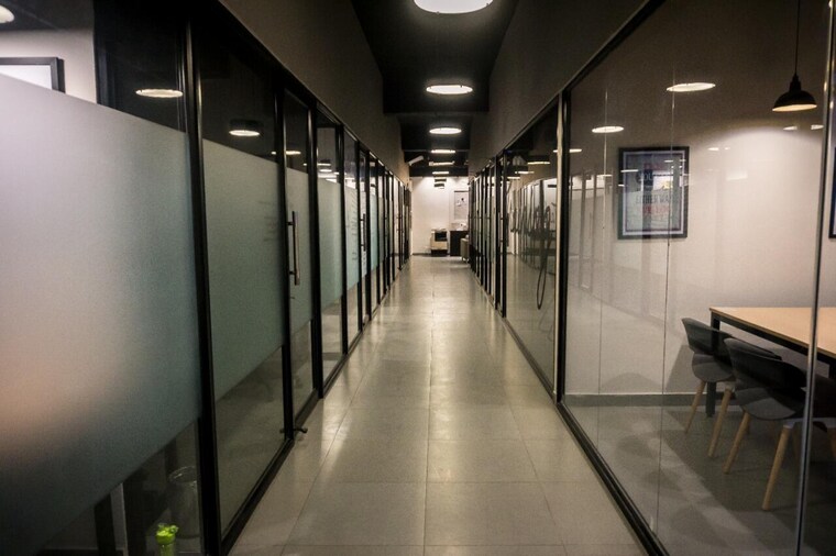 undefined, palasia square Commercial Office Space 1909 Sq.Ft. In Palasia Square Indore 9370953