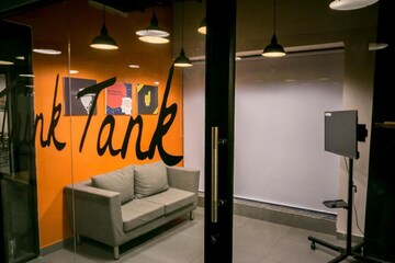 Furnished Amenities in  Office Space at Palasia Square – for Rent