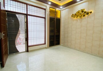 Room in 2 BHK Builder Floor at Niti Khand I – for Sale