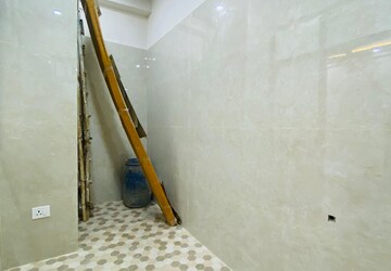 Furnished Amenities in 2 BHK Builder Floor at Niti Khand I – for Sale