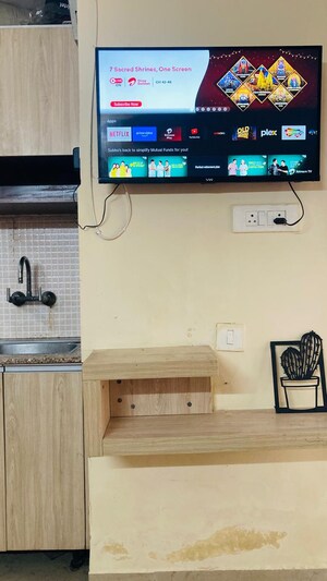 Furnished Amenities in 1 RK Apartment at Supertech Ecociti, Sector 137 – for Rent